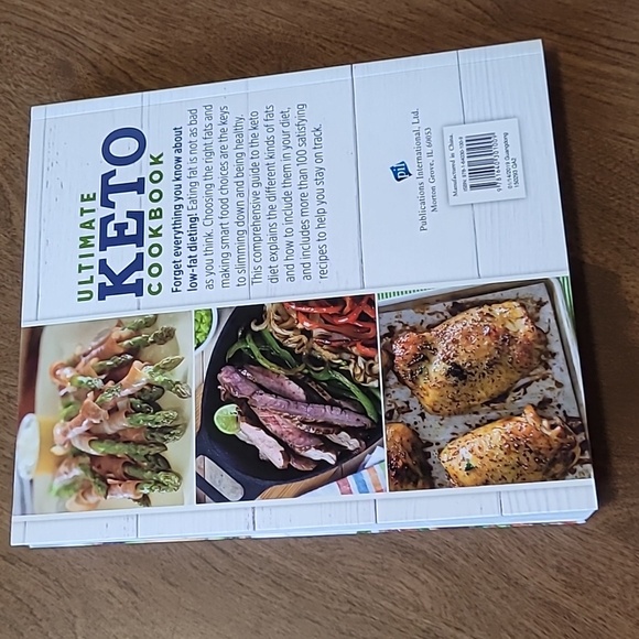 Ultimate Keto Cookbook Like new condition more than 100 recipes Kitchen - Picture 4 of 5